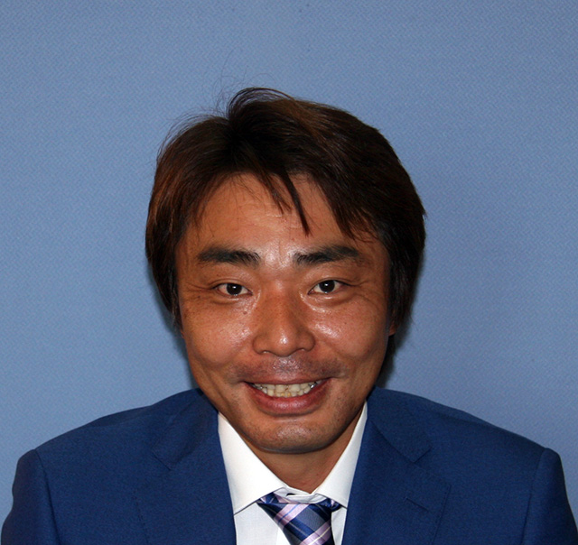 代表近影